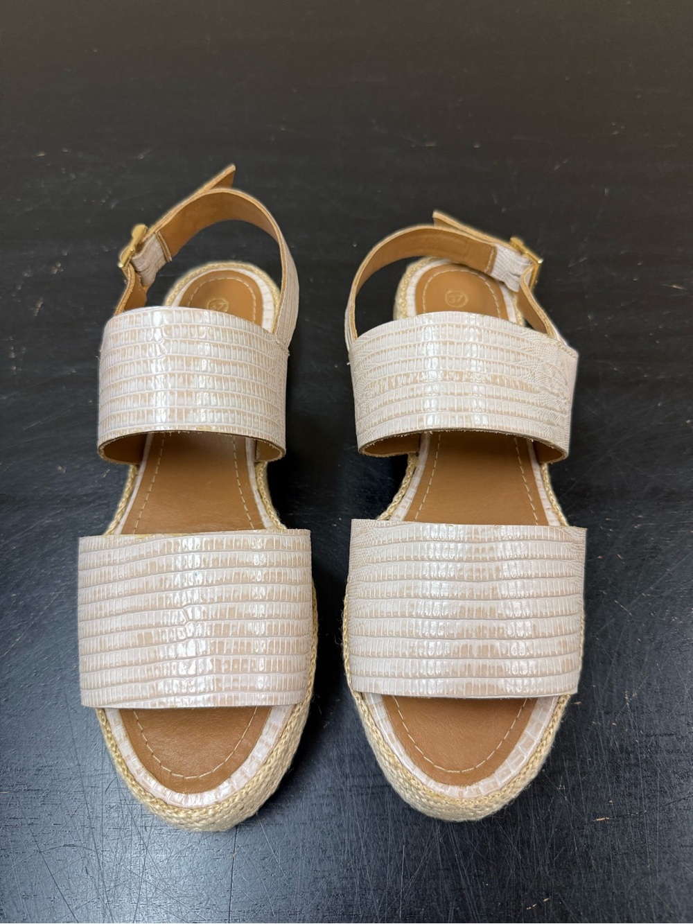 Kaanas Cream Textured Platform Espadrille Sandals